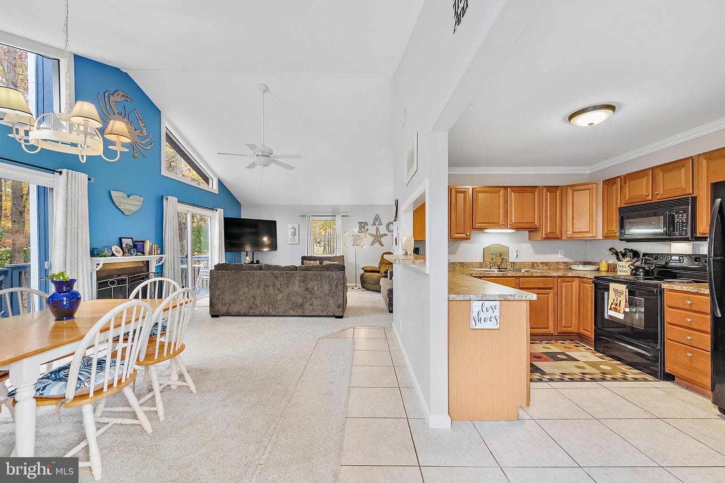 54 Cannon Drive photo 6