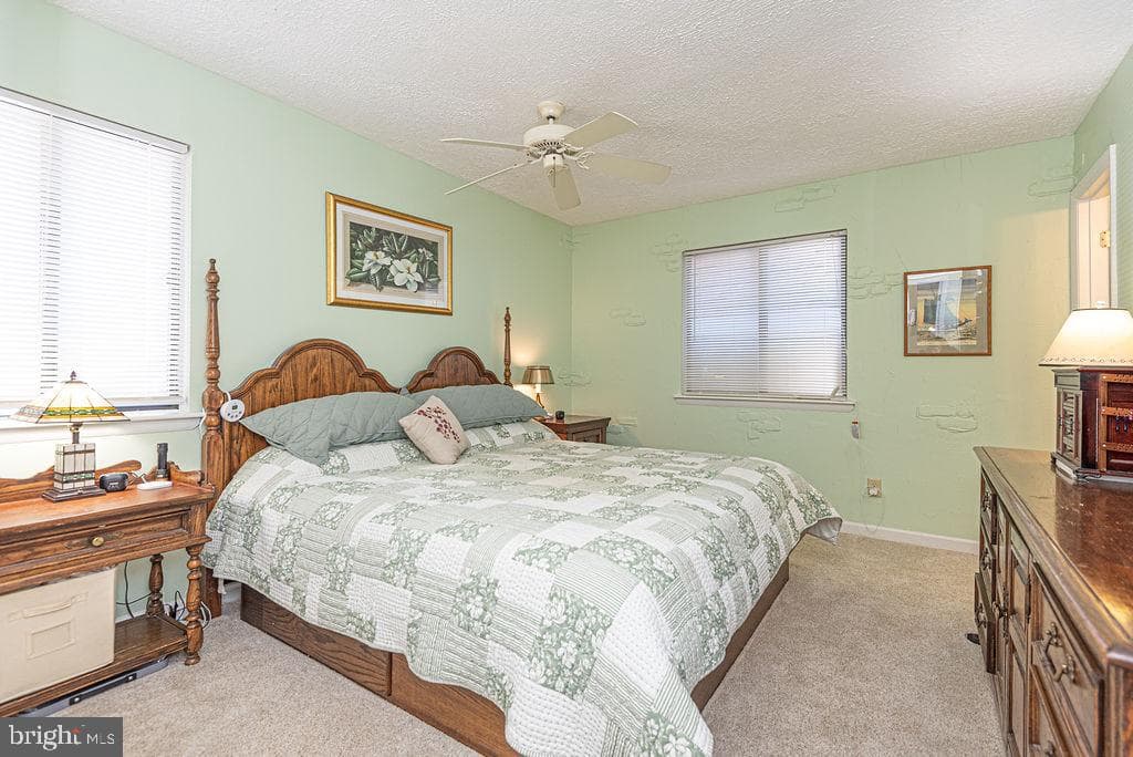 148 Jamestown Road photo 13