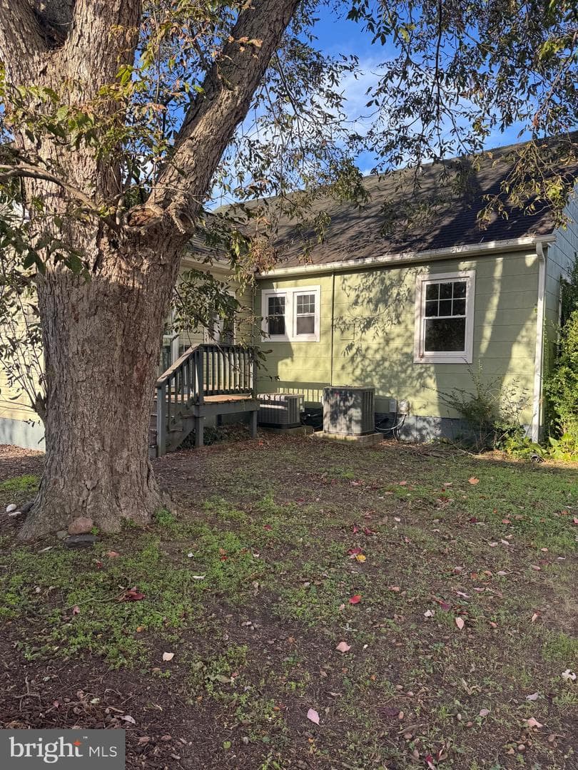 902 Cedar Street photo 26