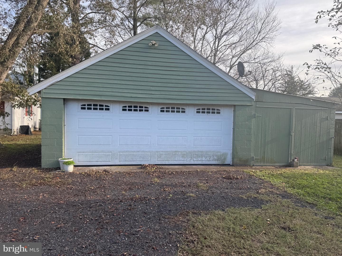 902 Cedar Street photo 27