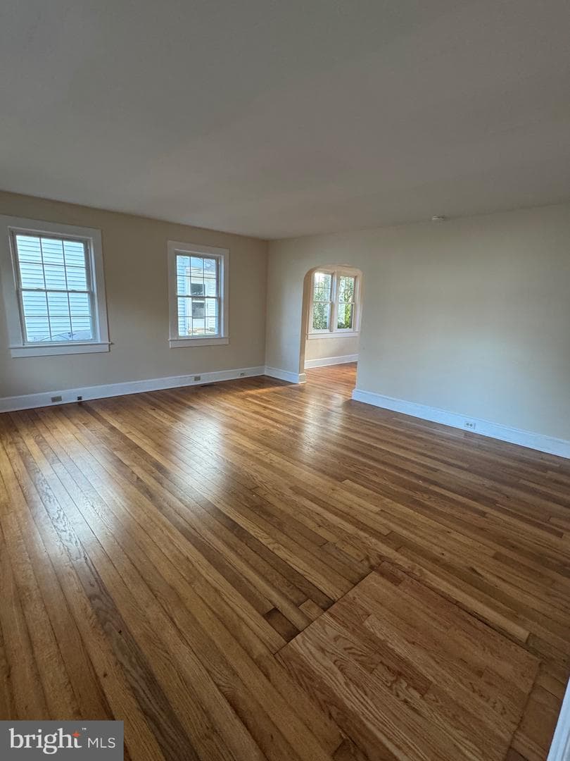 902 Cedar Street photo 4