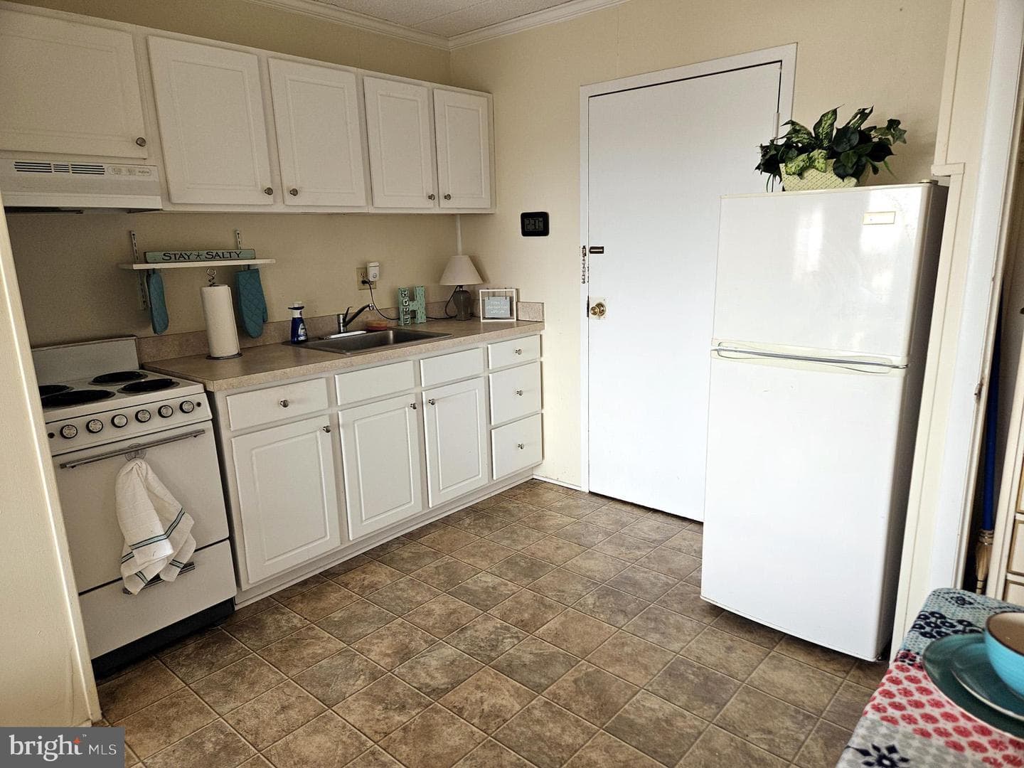 2301 Philadelphia Avenue #405 photo 6