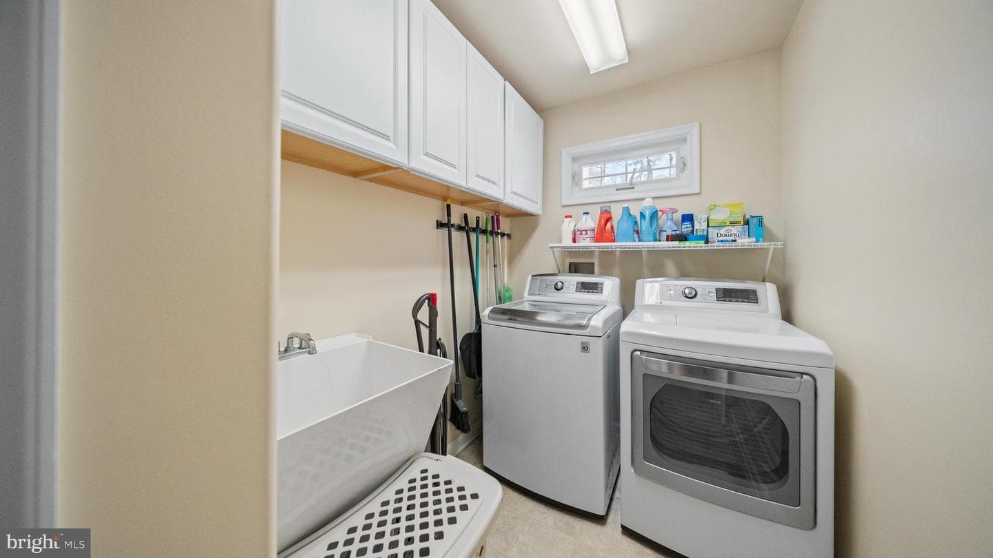 128 Sandyhook Road photo 19