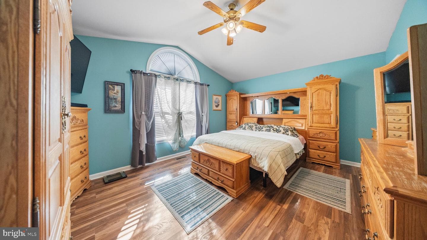 128 Sandyhook Road photo 22