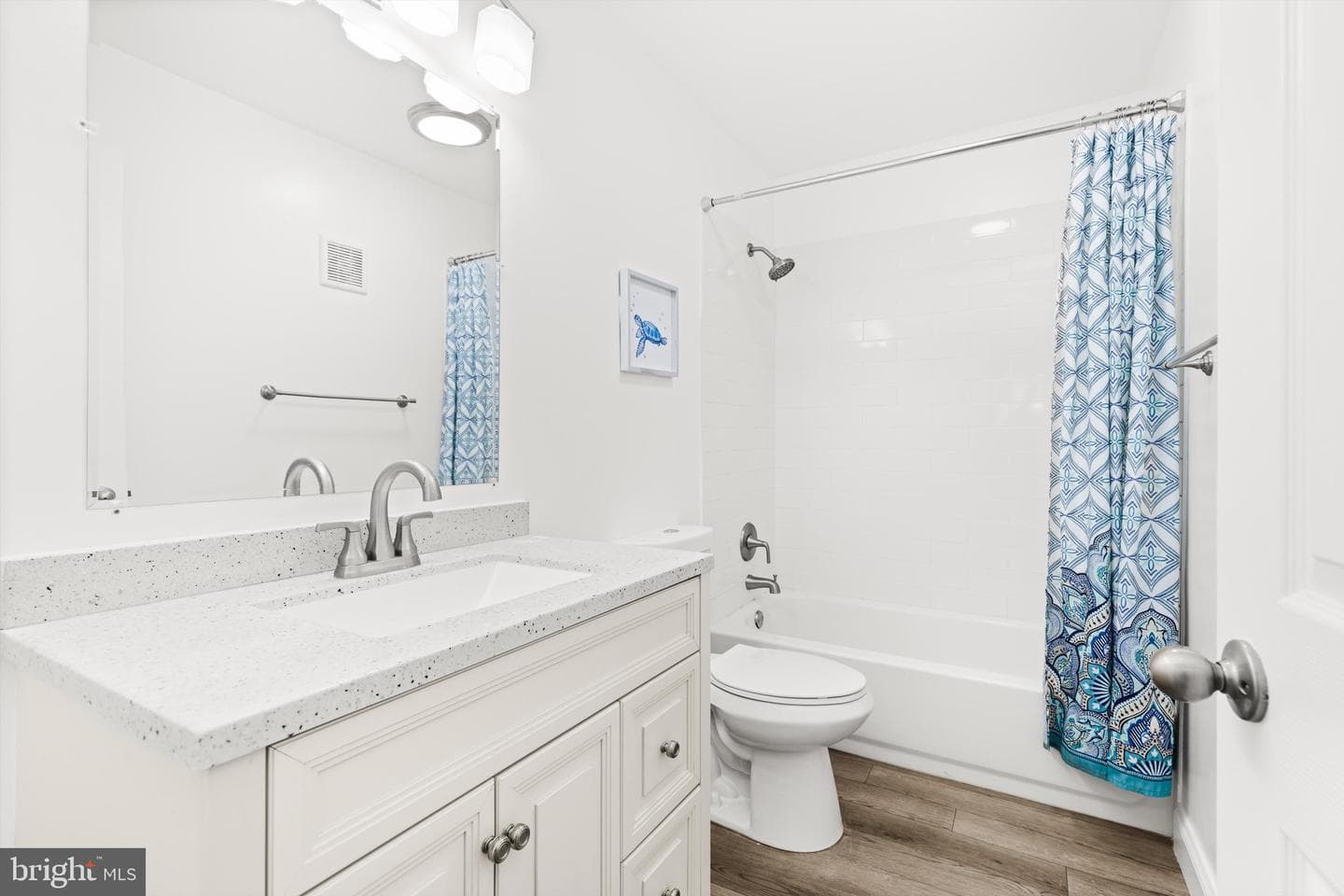 2801 N Baltimore Avenue #103 photo 24