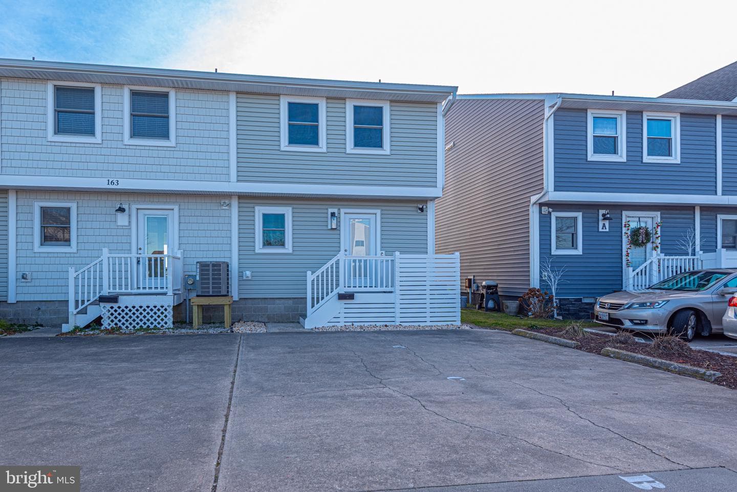 163 Jamestown Road photo 2