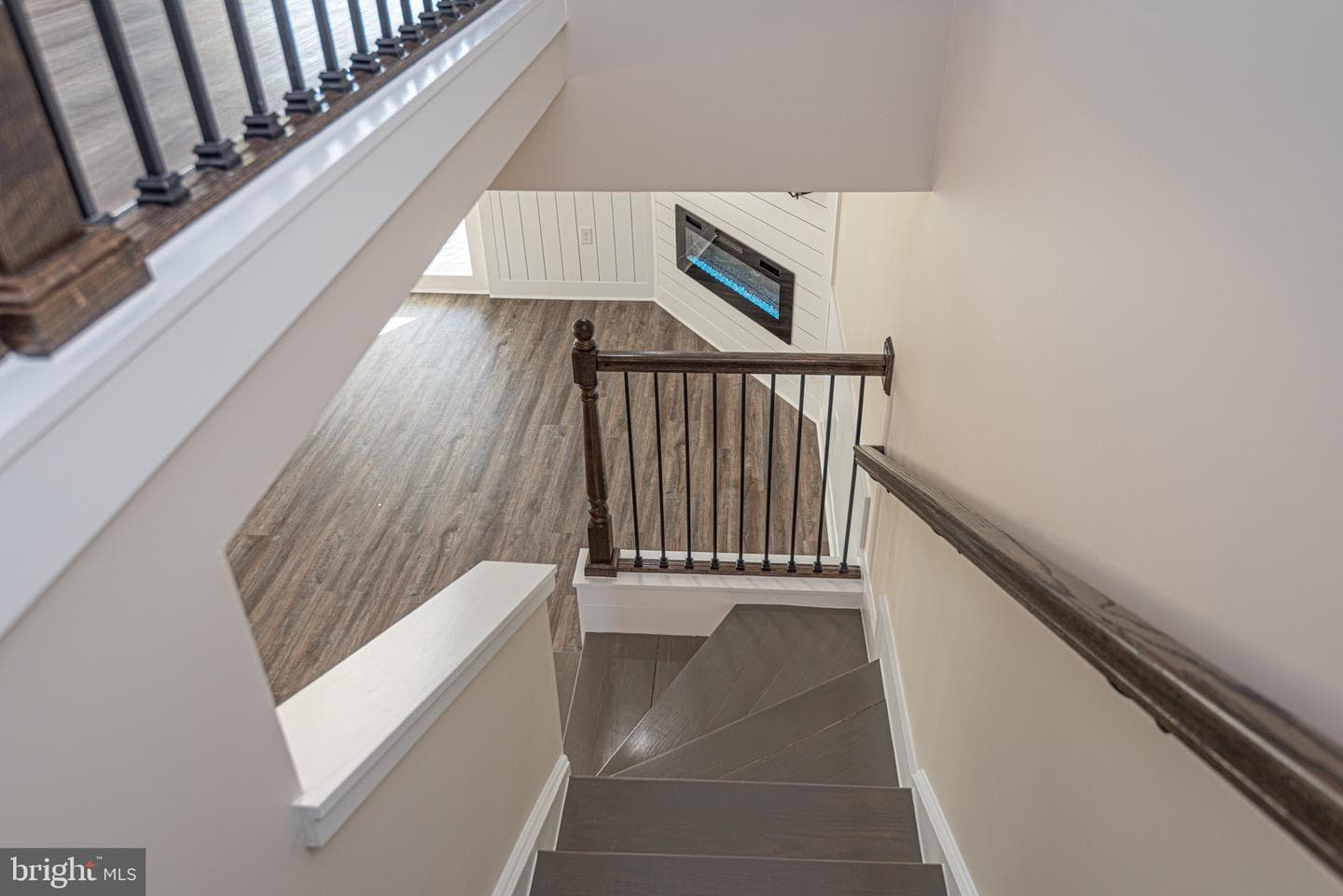 163 Jamestown Road photo 58