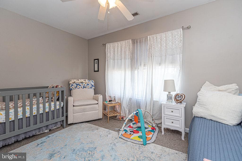 207 Enterprise Drive photo 43