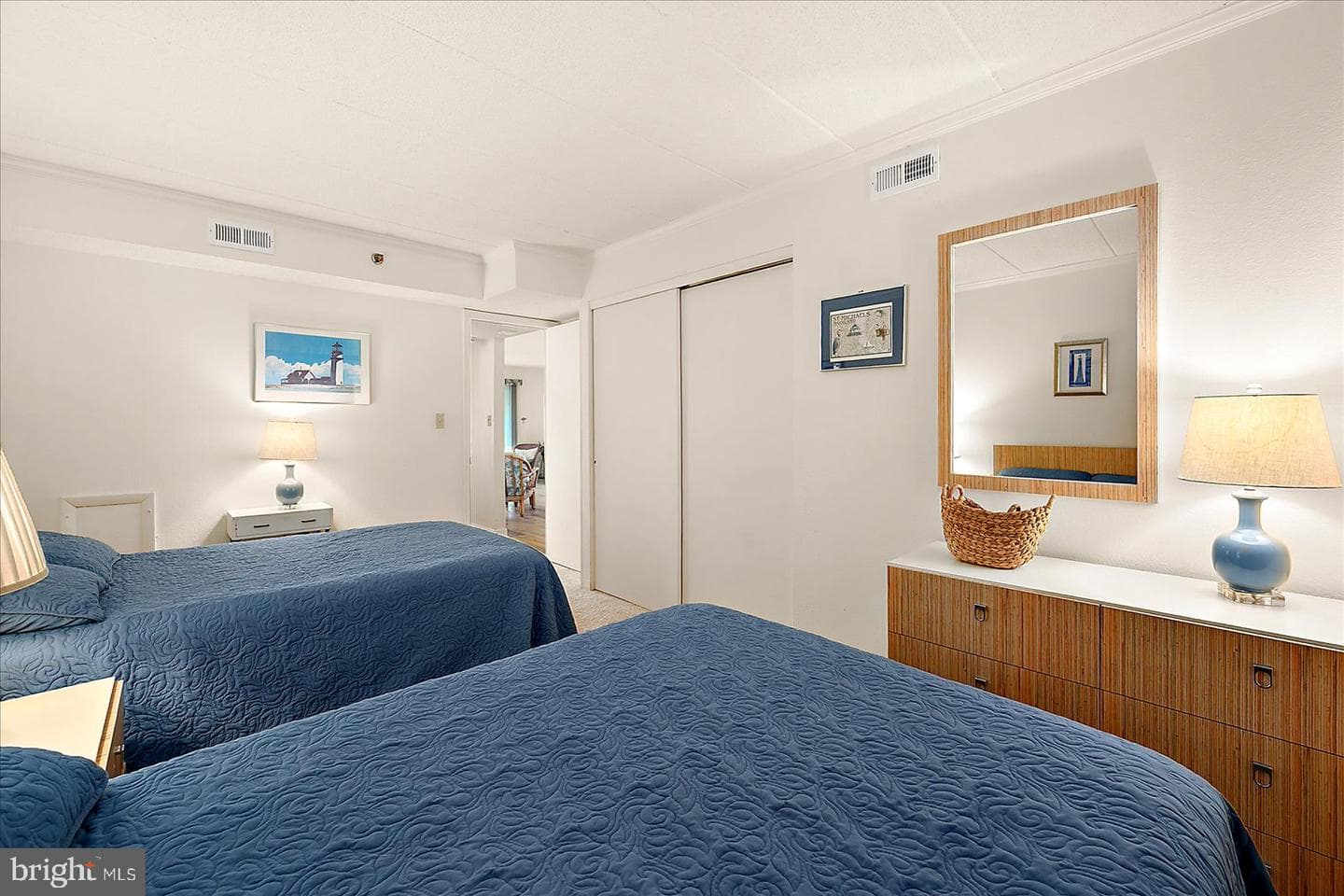5801 Atlantic Avenue #101 photo 27