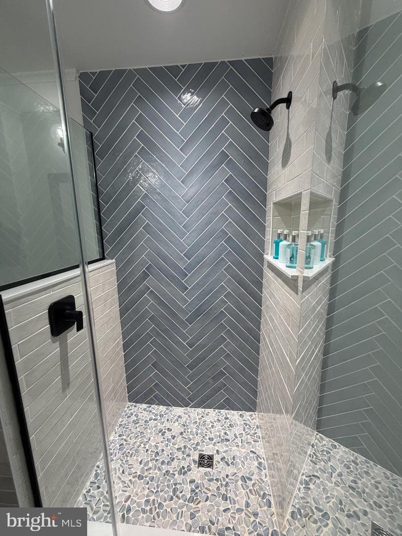 902 Edgewater Avenue #502 photo 42
