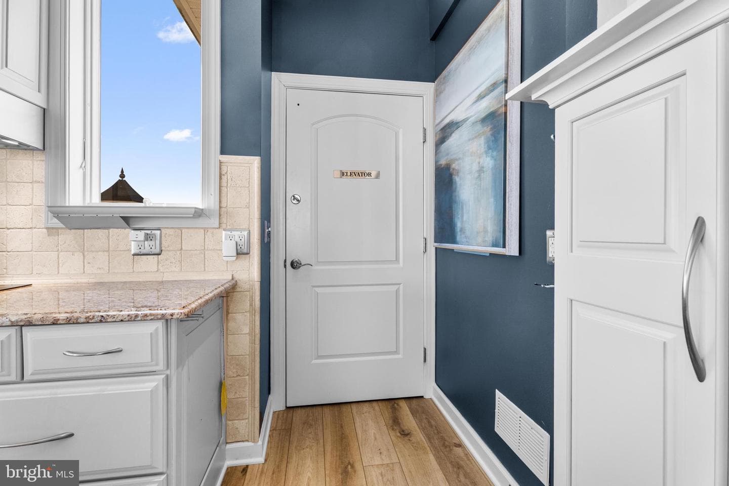 26 West Mallard photo 18