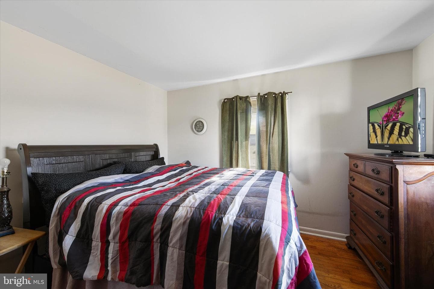 408 Flower Street photo 14