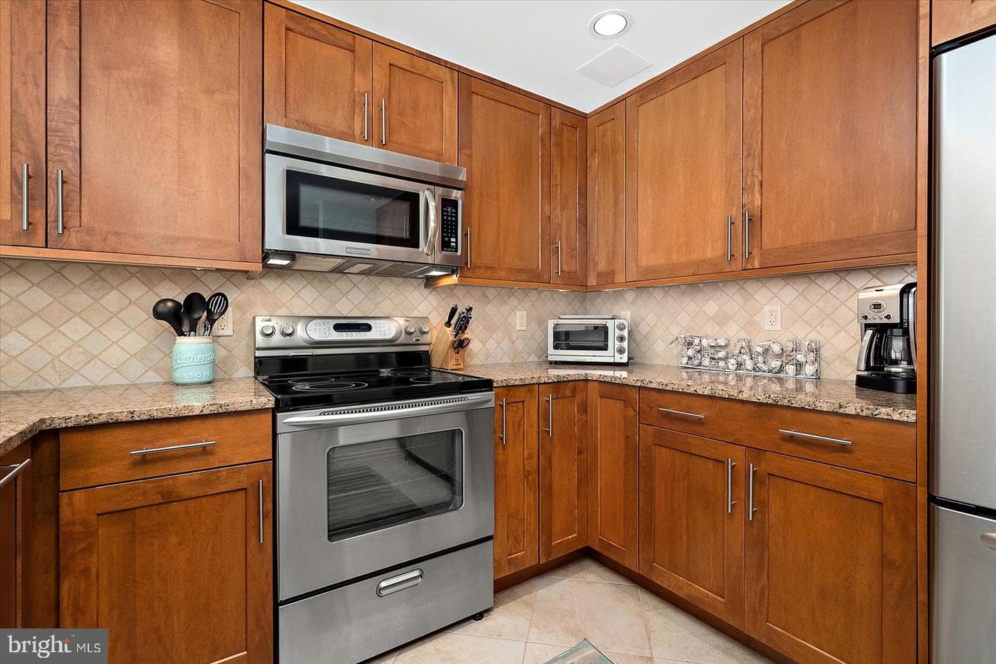 8 60th St # 302 photo 22