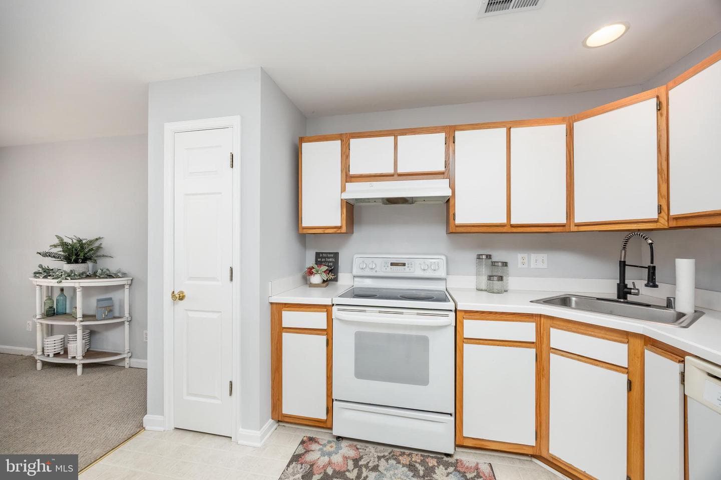 11427 Manklin Creek Road #2 photo 10