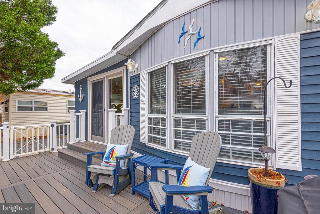 114 Skipjack Circle