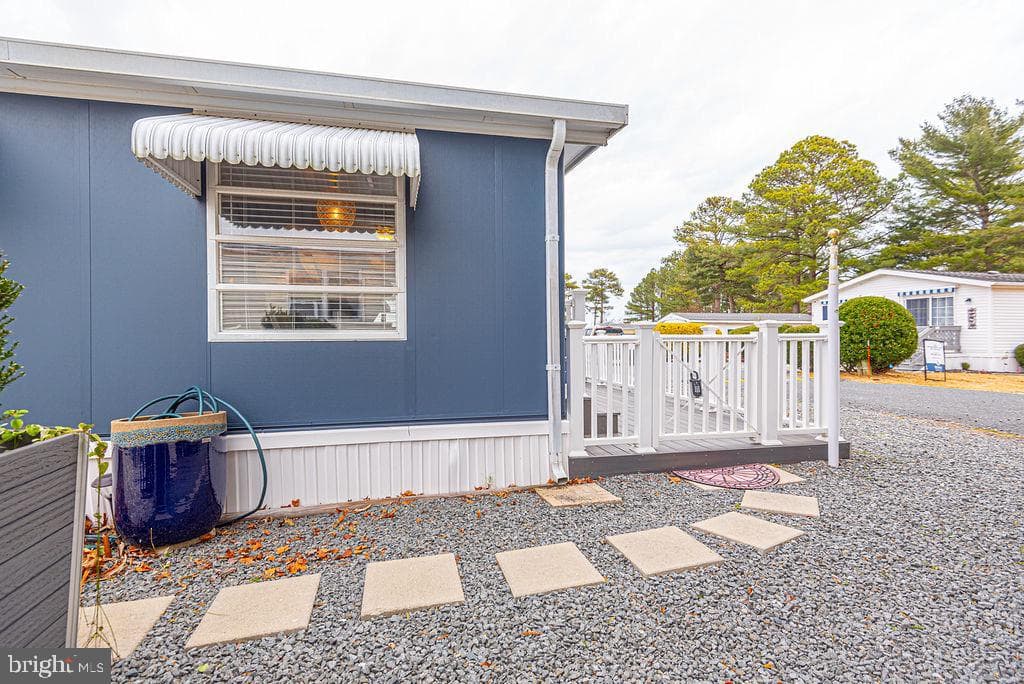 114 Skipjack Circle photo 8