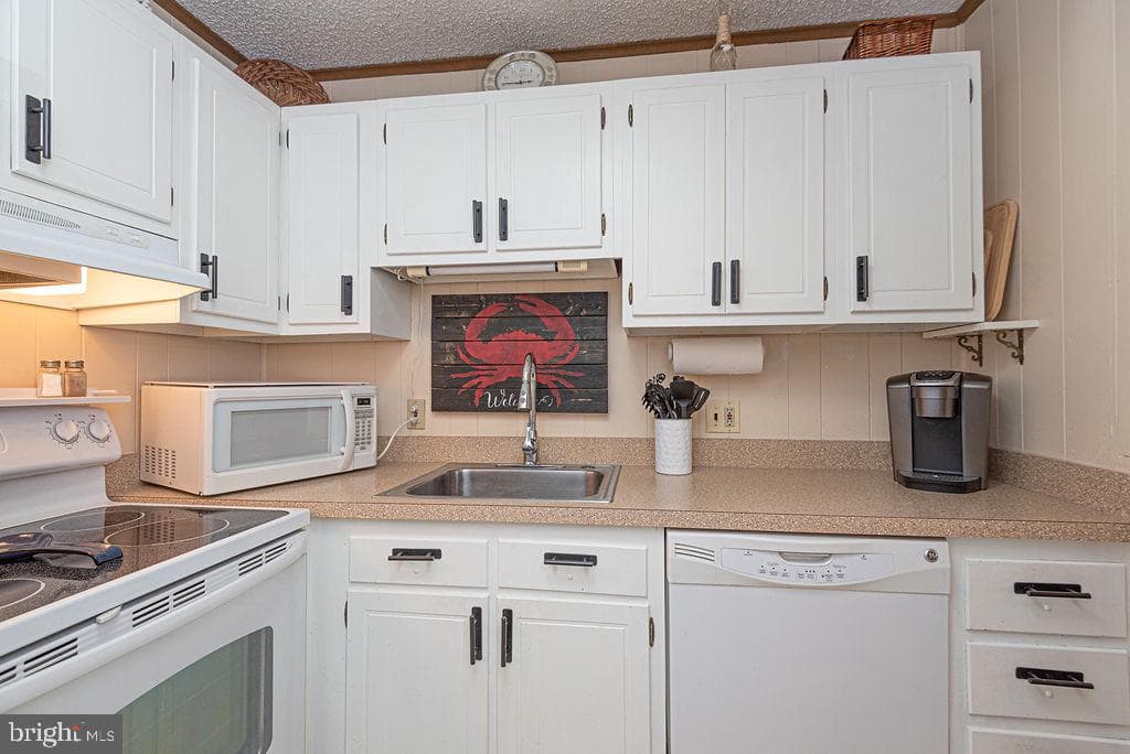 717 Bradley Rd # A20204 photo 20