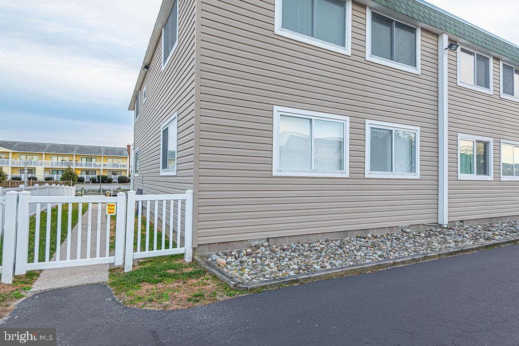 717 Bradley Rd # A20204 photo 36