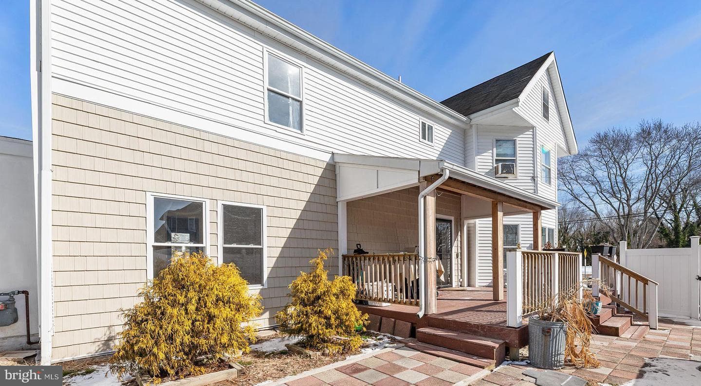 111 Branch Street photo 32