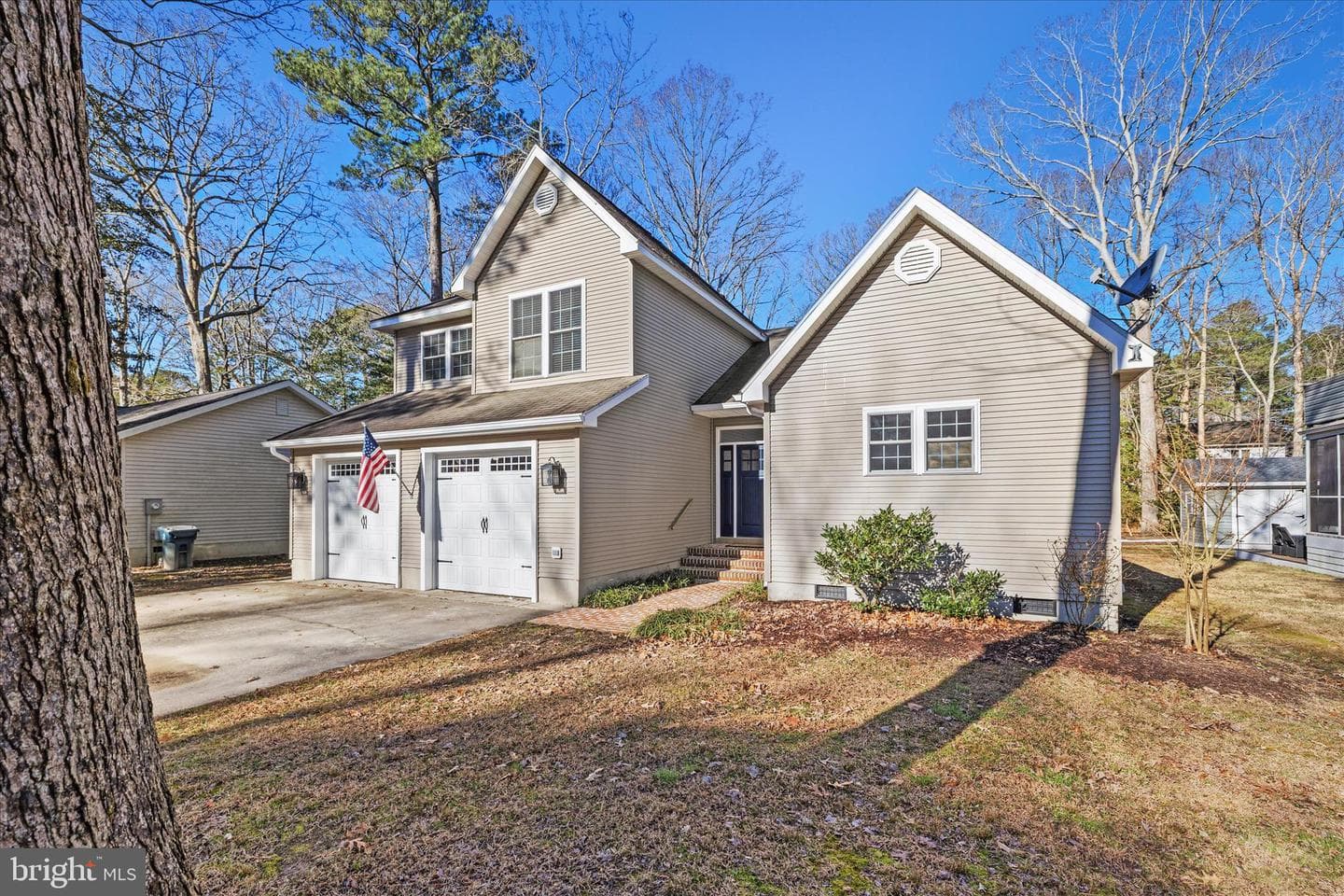 8 Edgewood Drive photo 3