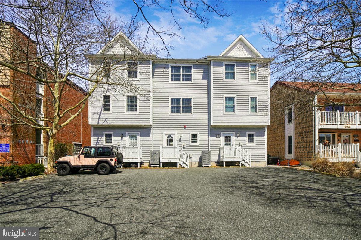 712 Mooring Road photo 31
