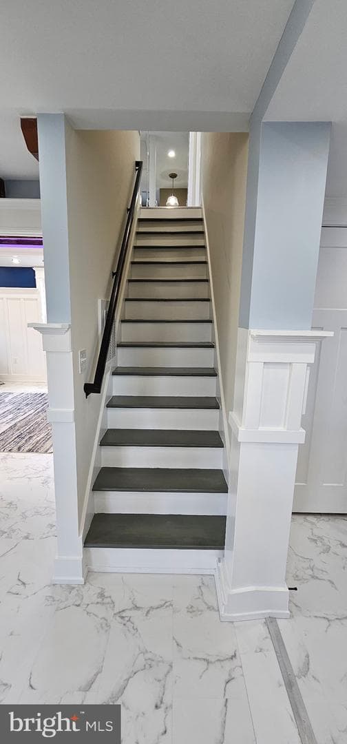 109 Powell Street photo 24