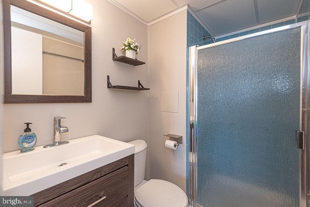 745 Mooring Road #105 photo 21