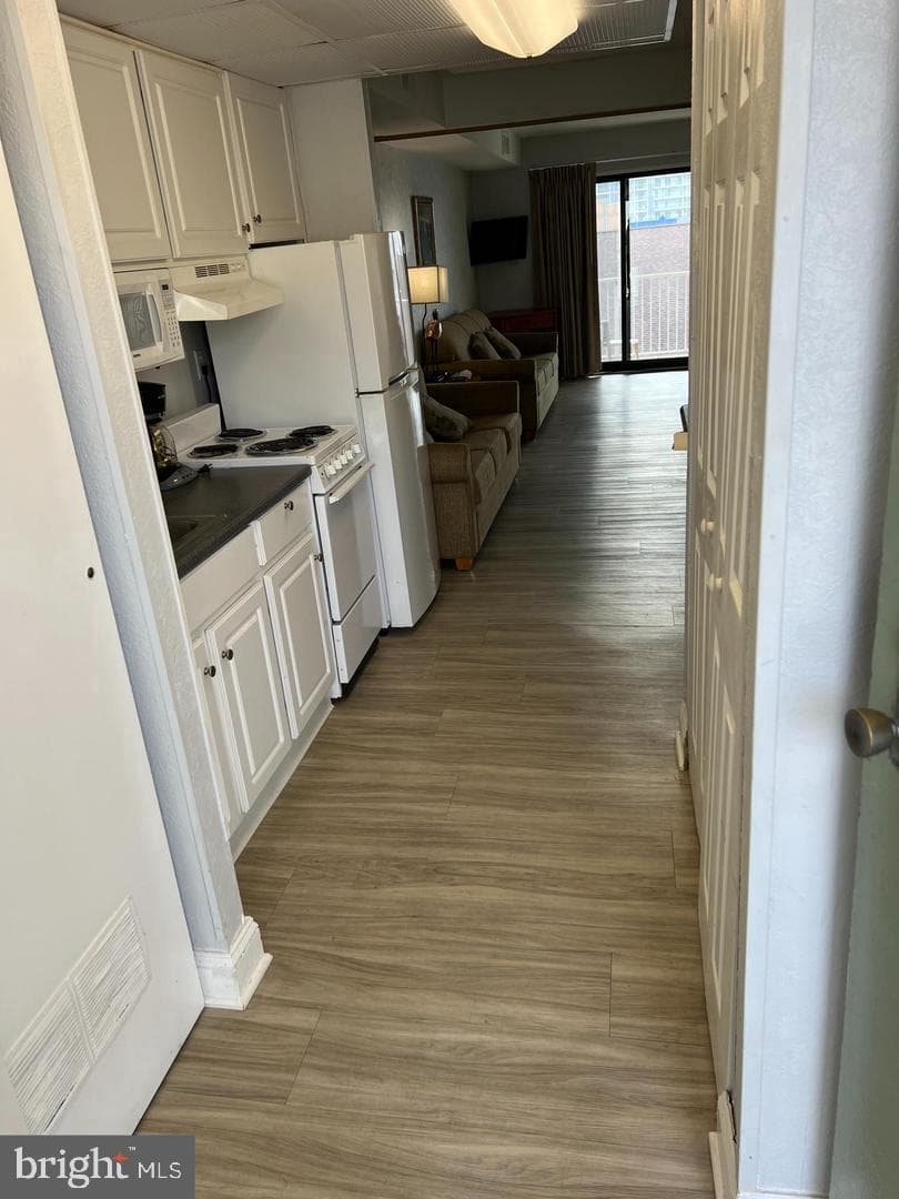 107 N Atlantic Avenue #602 (Week 22) photo 7