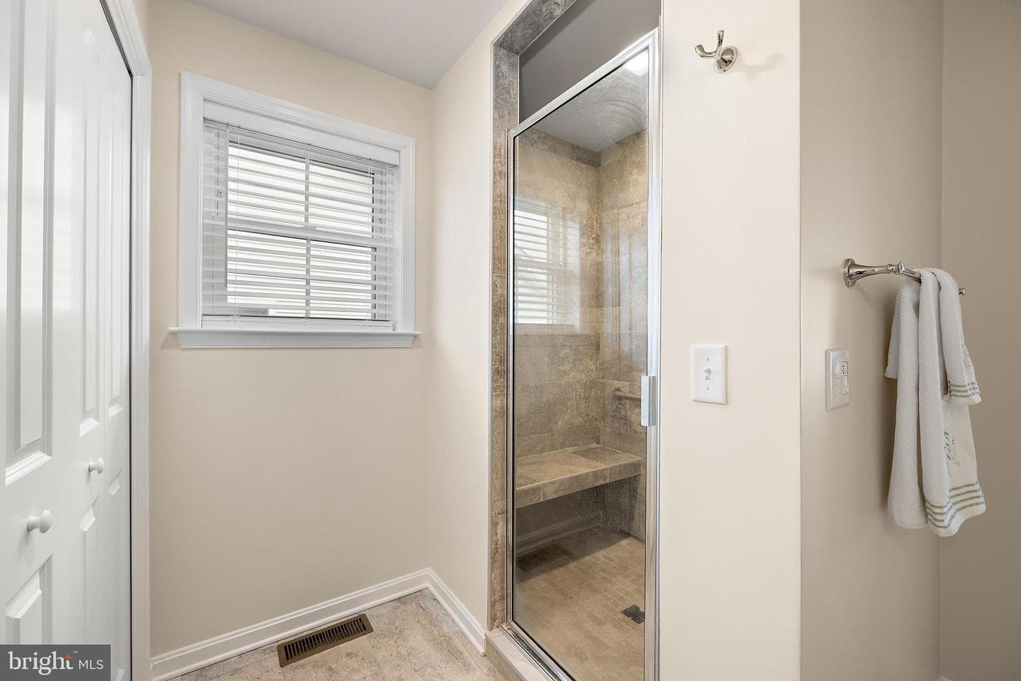 144 Clam Shell Road photo 32