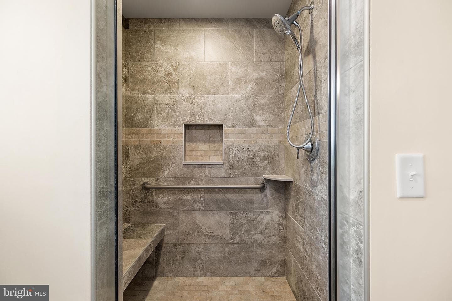 144 Clam Shell Road photo 33