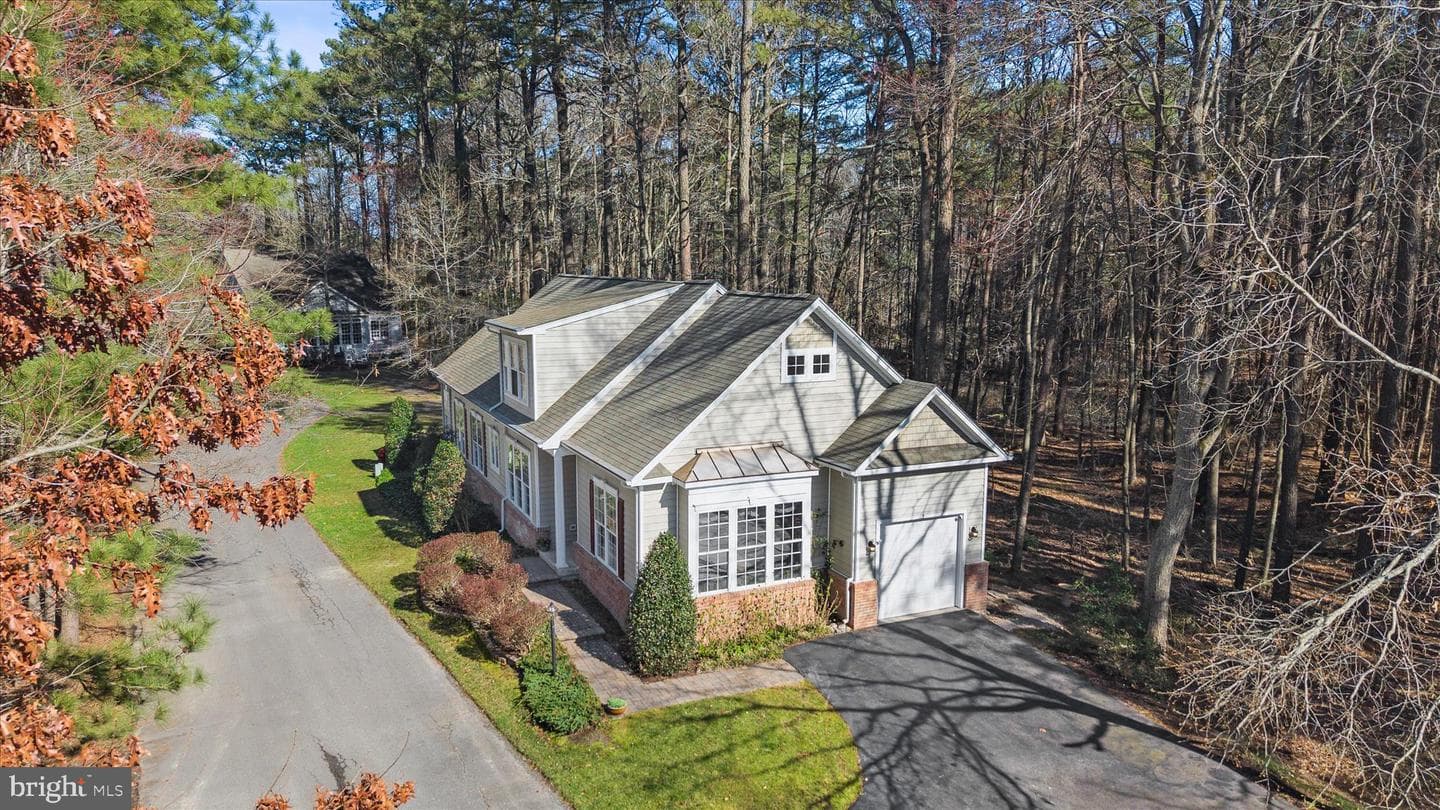 5 Freeport Lane photo 2