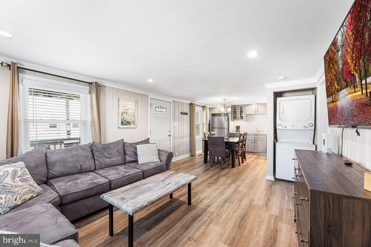 15 40th Street #12 photo 6