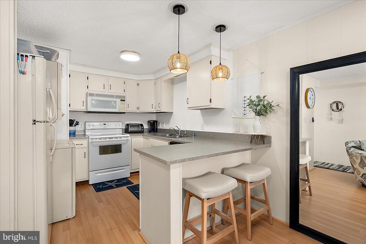 9 41st Street #320 photo 14