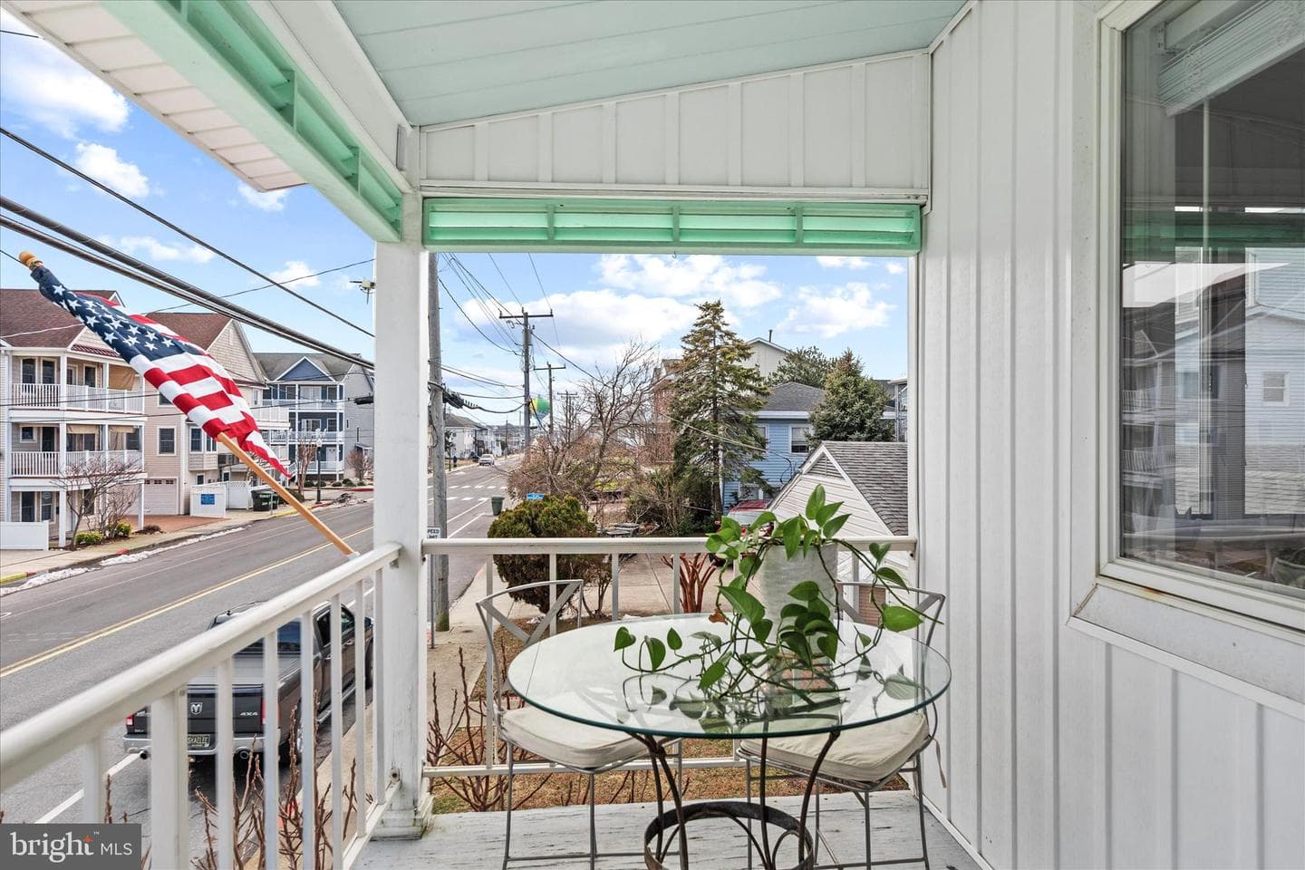 709 St Louis Avenue photo 46