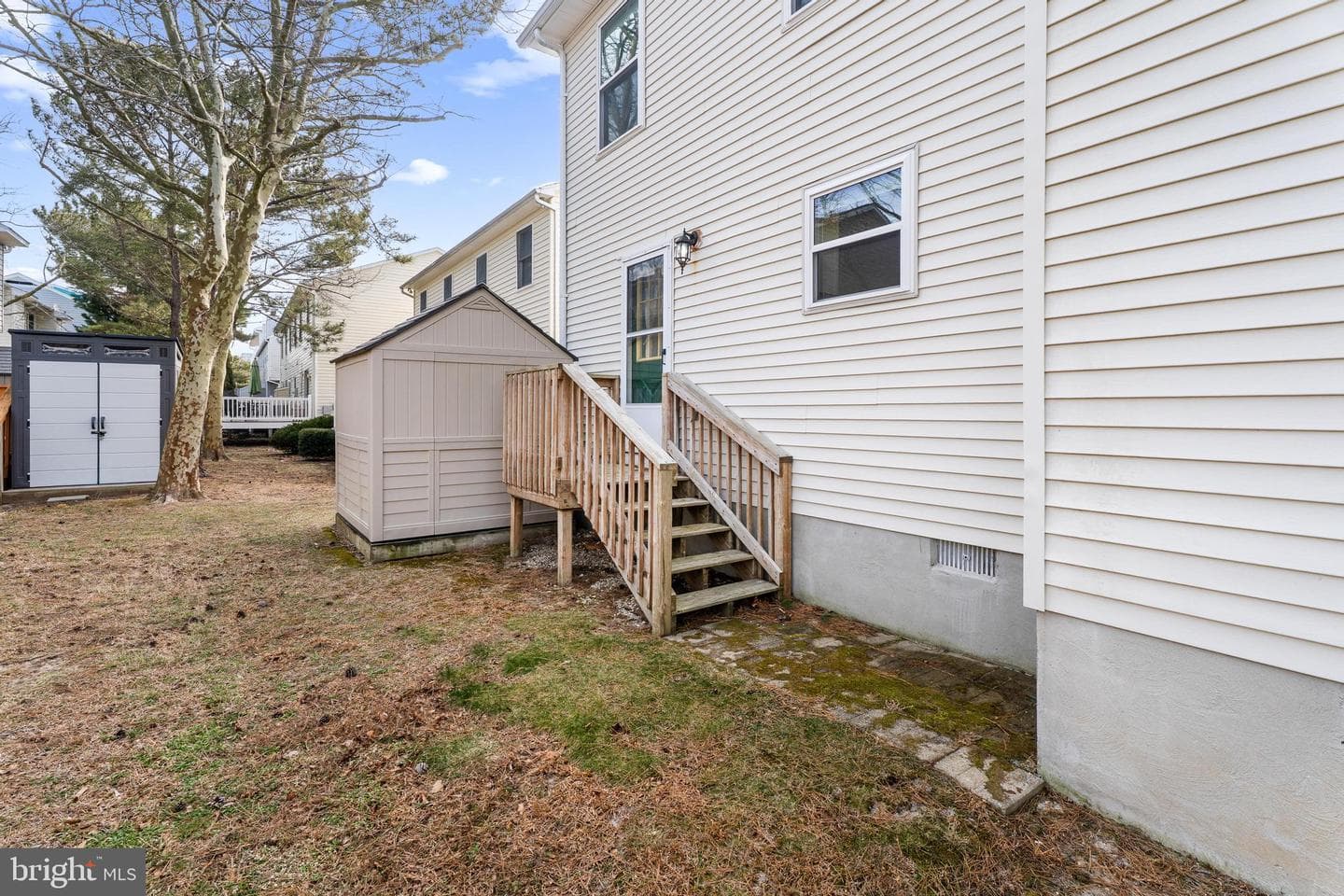 160 Jamestown Road photo 10