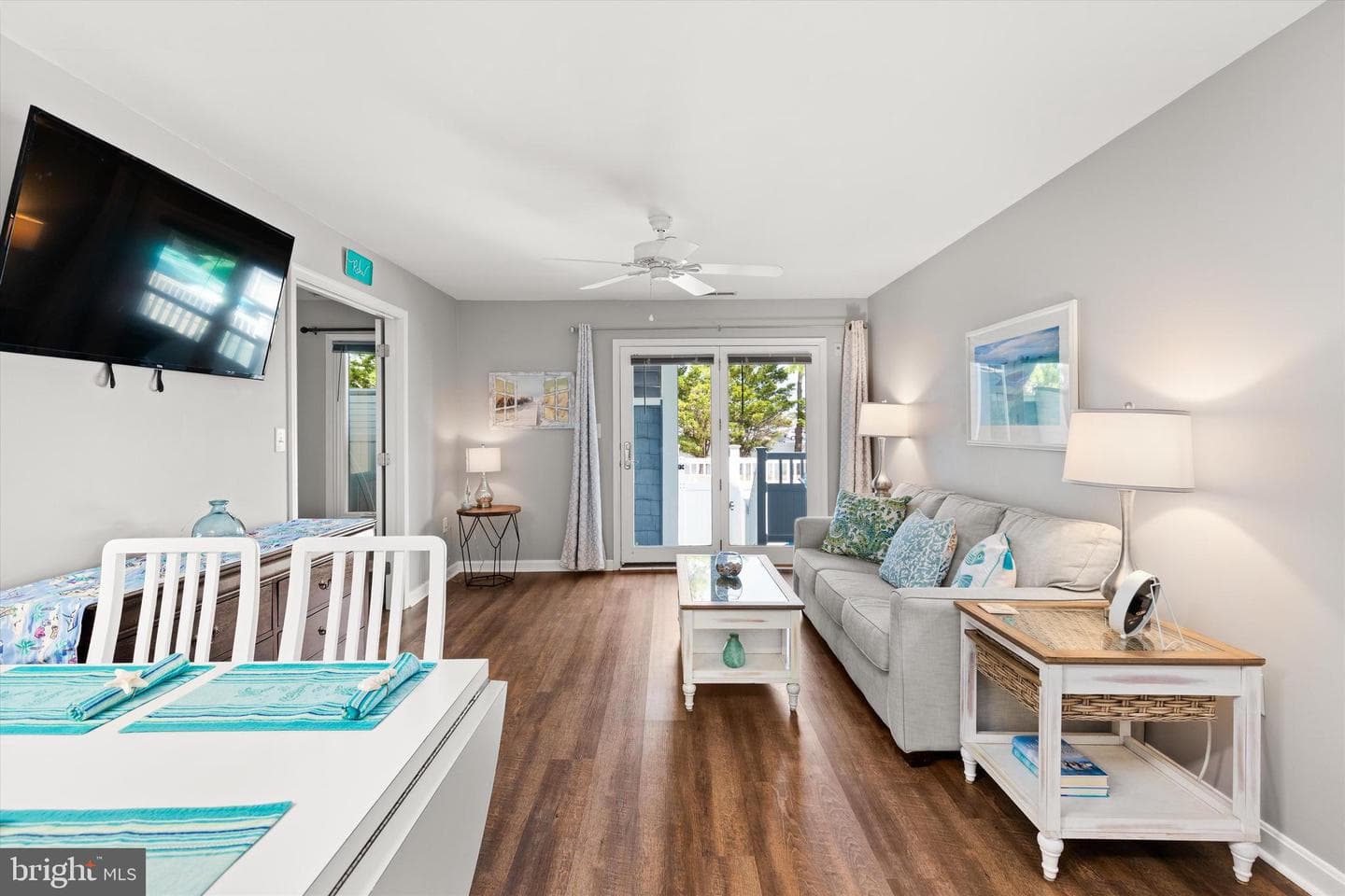 201 S Heron Drive #8e1 photo 13