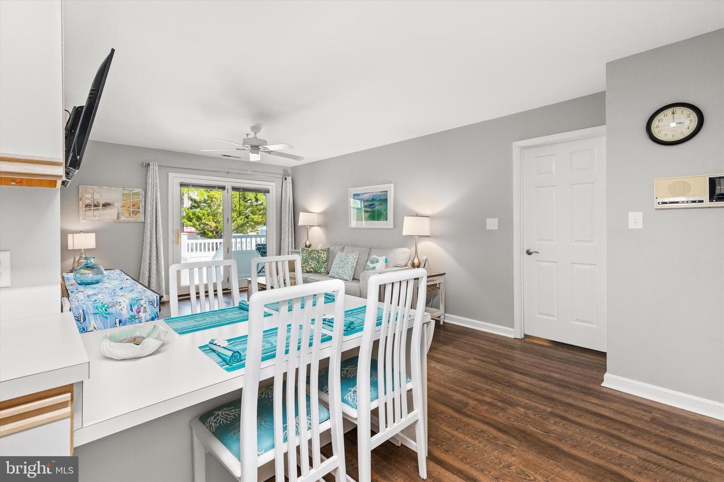 201 S Heron Drive #8e1 photo 16