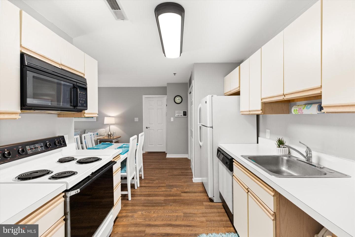 201 S Heron Drive #8e1 photo 19