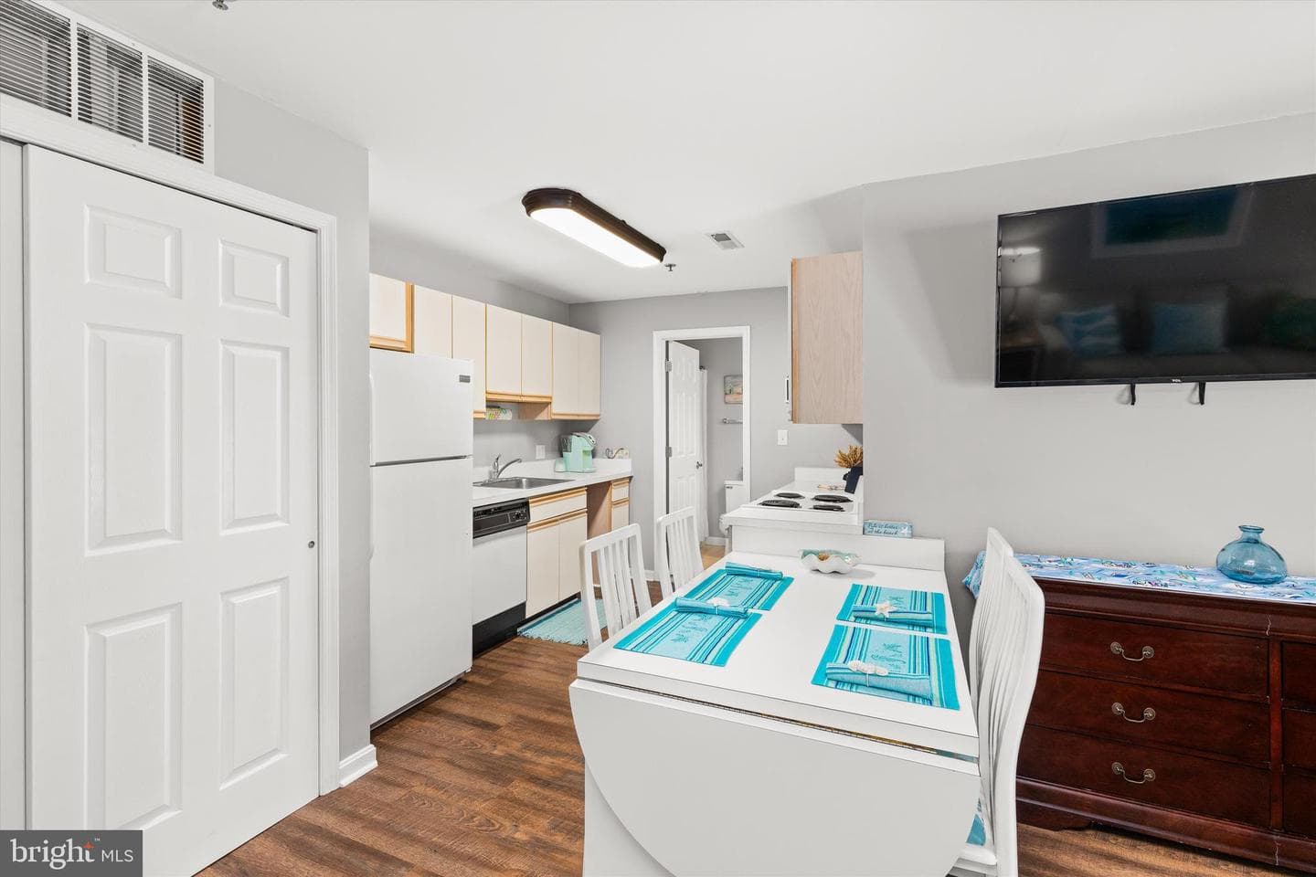 201 S Heron Drive #8e1 photo 21