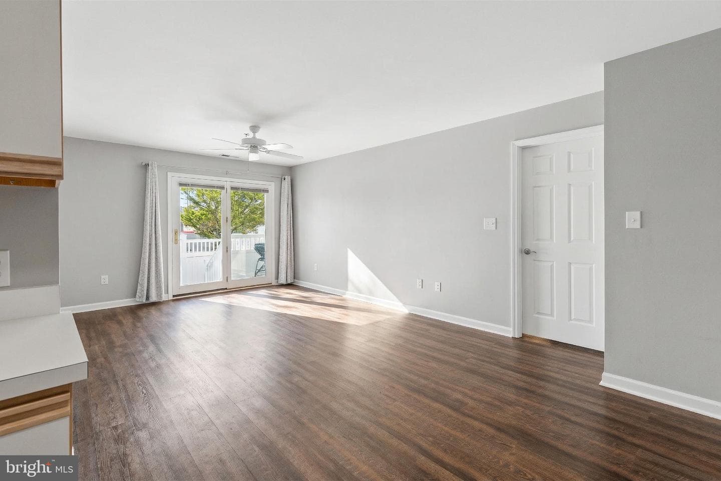 201 S Heron Drive #8e1 photo 30