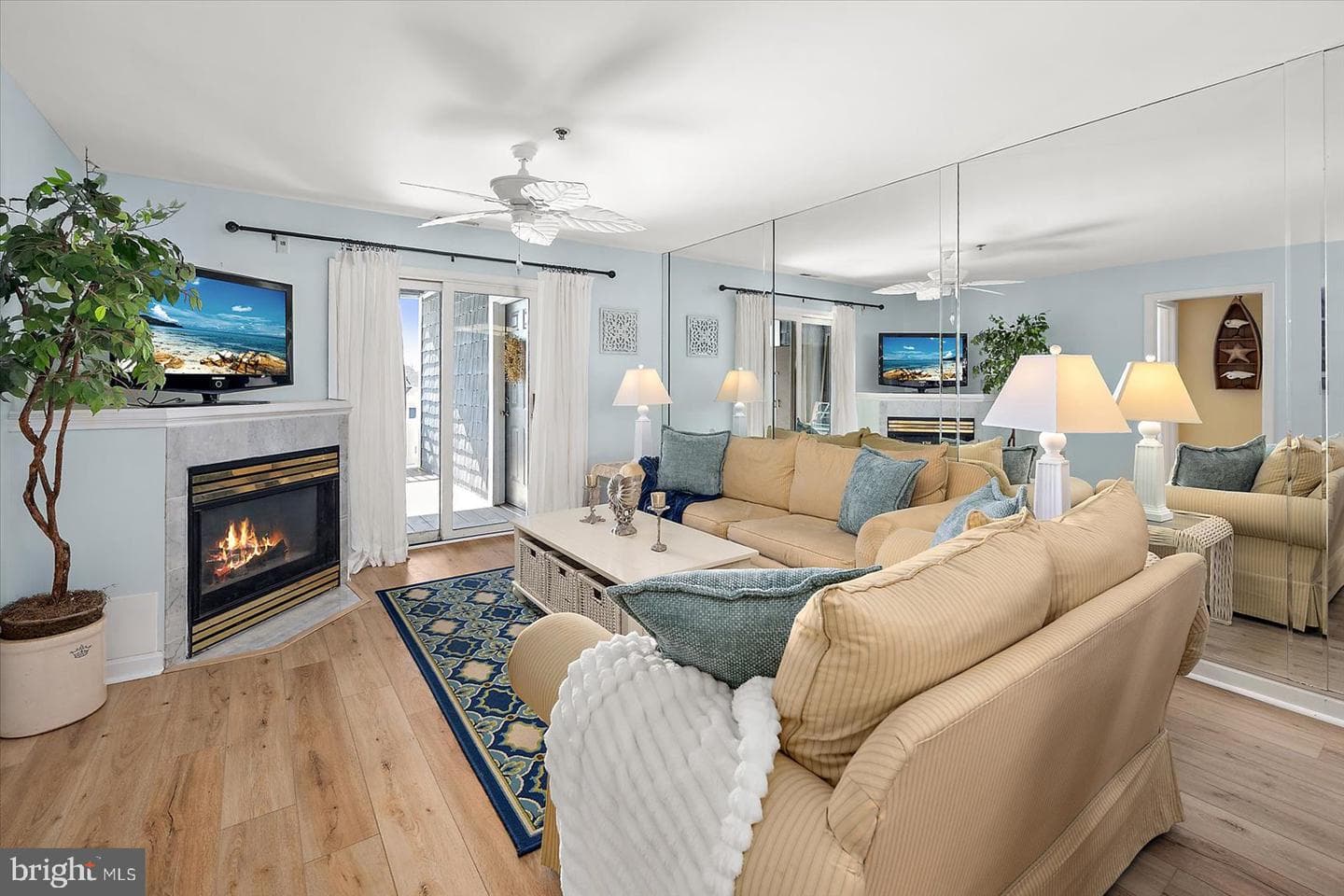 201 S Heron Drive #8a photo 12
