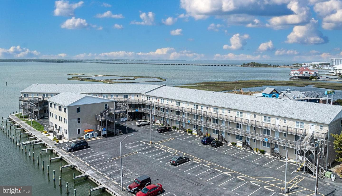 120 53rd Street #j201, Ocean City
