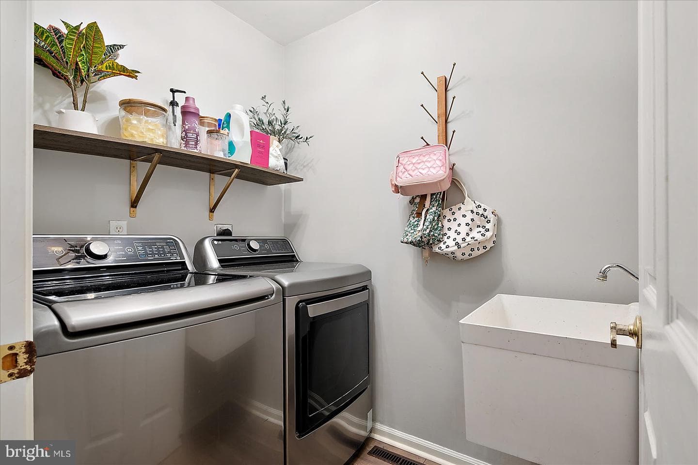 16 Fosse Grange photo 53