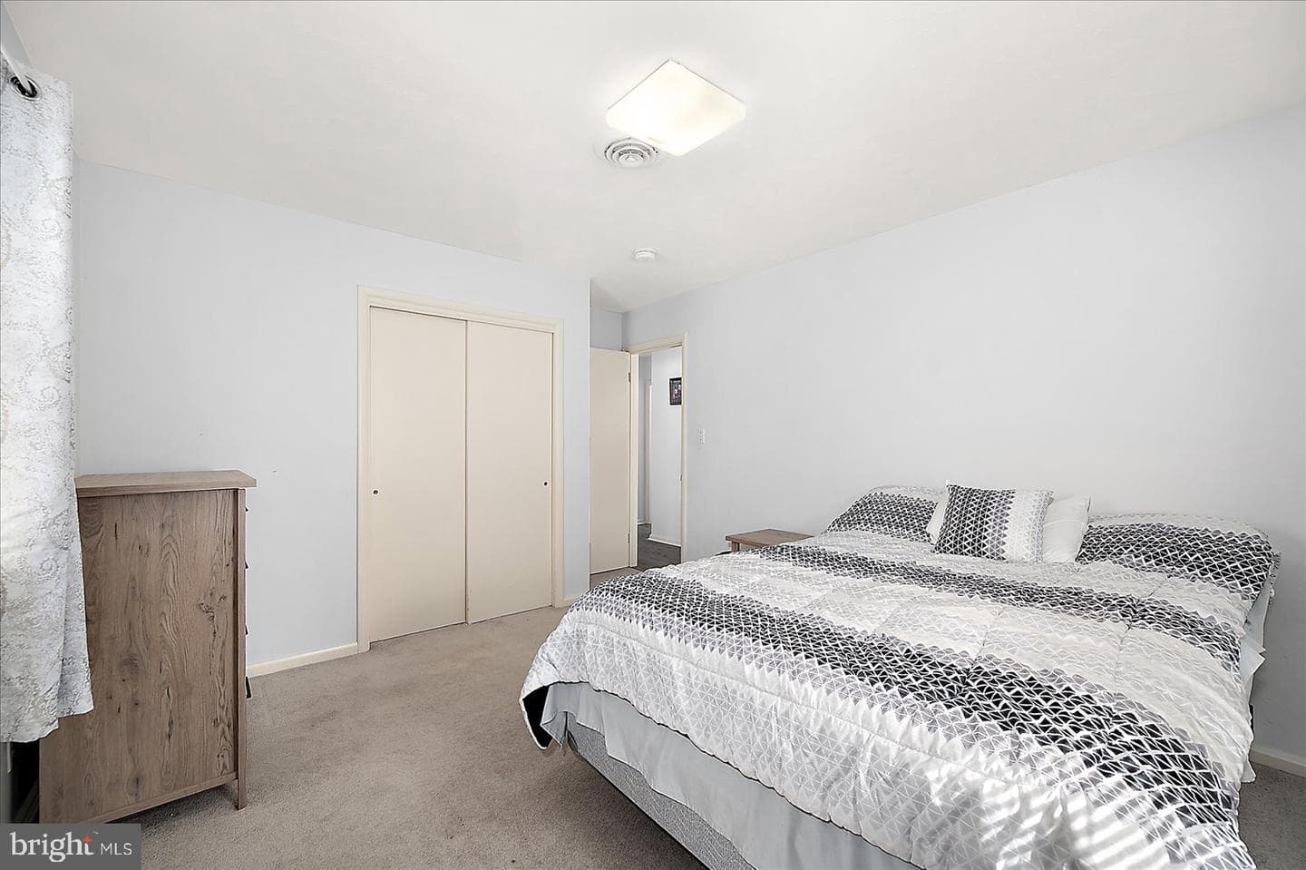 327 Winter Quarters Drive photo 34