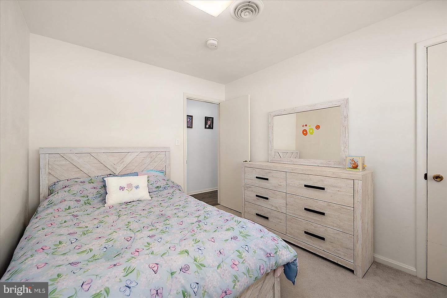 327 Winter Quarters Drive photo 38