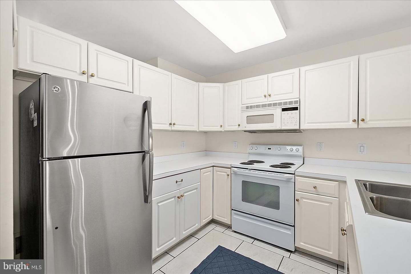 202 S Heron Drive #104b photo 24