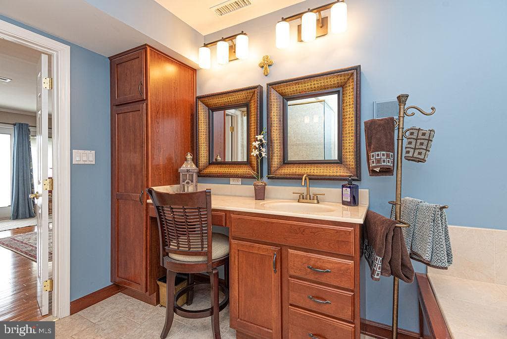 11 Mallard Drive E #11 B photo 57