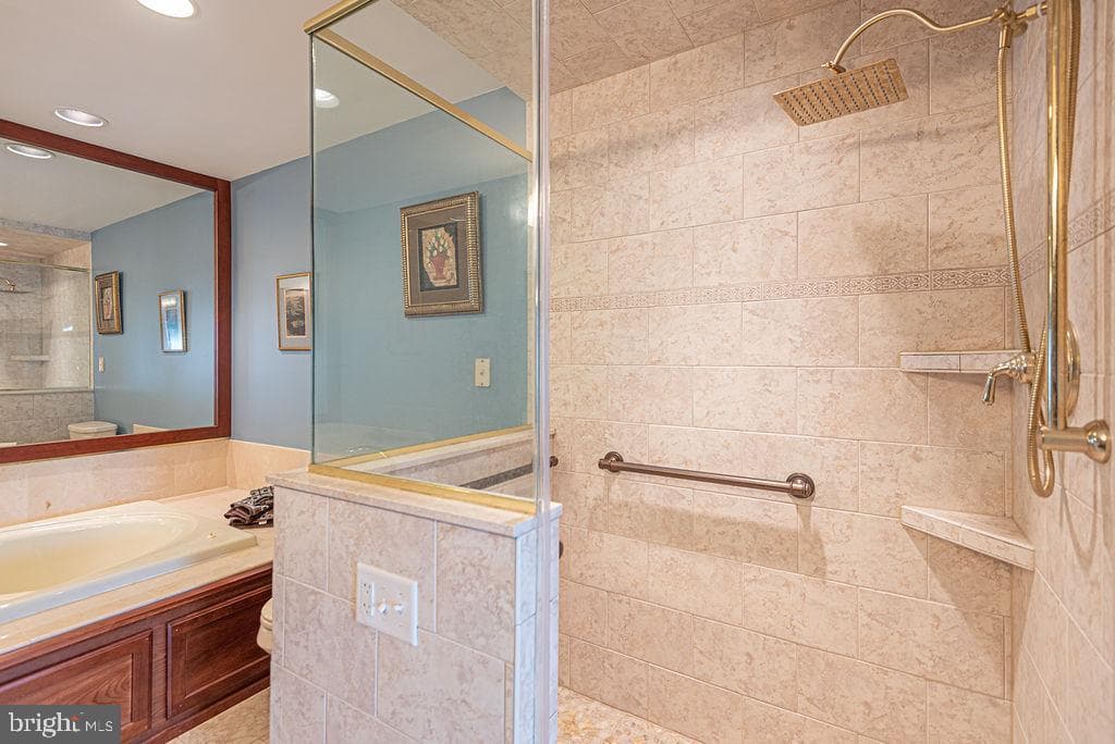 11 Mallard Drive E #11 B photo 62