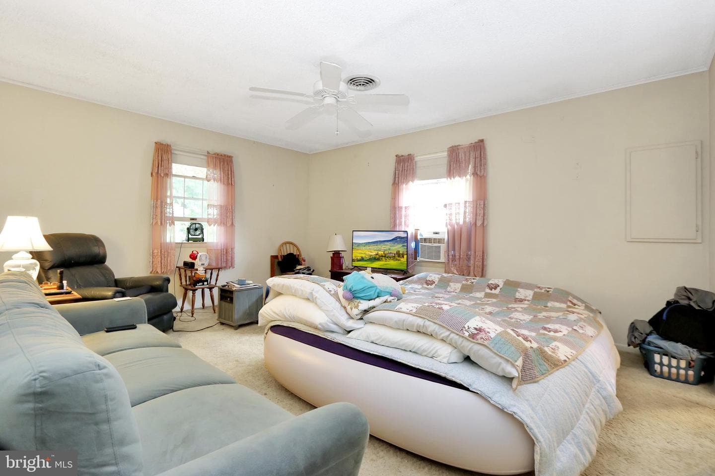 3875 W Hills Drive photo 20