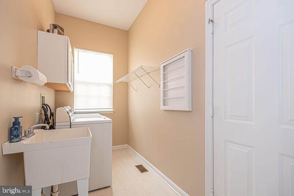 8 Long Point Court photo 53